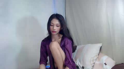Snapshot of sugarluna69 chatting on 04-19-26, 06:10 sugarluna69 online show from 04-19-26, 06:10