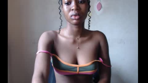 Bella online show from 10-05-25, 08:56