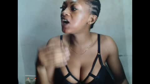 Snapshot of sugarxpussy chatting on 07-13-26, 10:40 sugarxpussy online show from 07-13-26, 10:40
