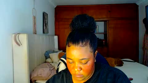 Snapshot of suggarbaby1 chatting on 12-05-25, 07:06 Cami Back in 2 hours online show from 12-05-25, 07:06