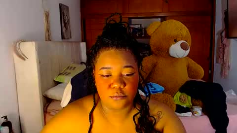 Snapshot of suggarbaby1 chatting on 05-23-26, 04:39 Cami Back in 2 hours online show from 05-23-26, 04:39