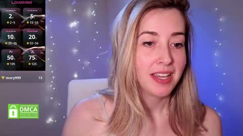 Snapshot of suggestivebehavior chatting on 12-04-25, 02:59 Mia online show from 12-04-25, 02:59