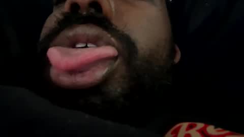 Snapshot of suggnight chatting on 09-16-25, 07:59 Let me be your knight that saves you online show from 09-16-25, 07:59