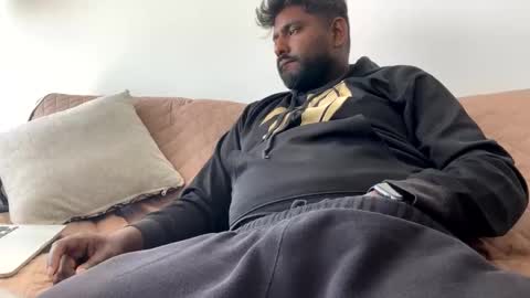 Snapshot of suggnight chatting on 10-09-25, 06:39 Let me be your knight that saves you online show from 10-09-25, 06:39