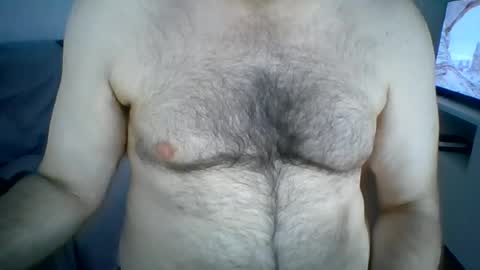 Snapshot of sugus51 chatting on 07-04-26, 05:08 Sugus53 online show from 07-04-26, 05:08