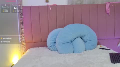 sukilove18 online show from 11-09-25, 01:48