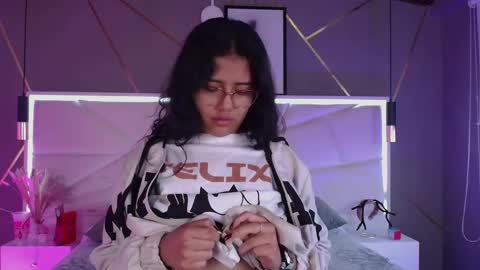 SUKI online show from 04-19-26, 12:26