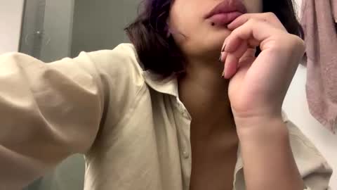 Suku Ren online show from 09-26-25, 04:49