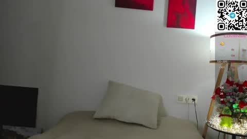 Snapshot of sulang chatting on 01-18-26, 08:45 Suleiman and Angie online show from 01-18-26, 08:45