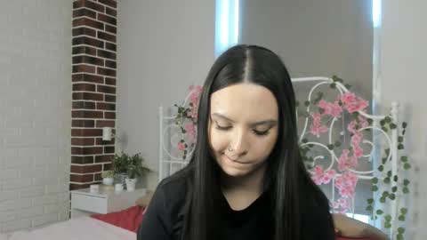 Lina 3 online show from 03-25-26, 09:26