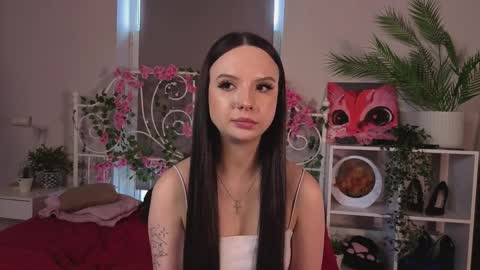 Lina 3 online show from 04-04-26, 10:35