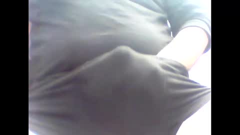 Snapshot of suleyman38 chatting on 10-16-25, 11:00 suleyman38 online show from 10-16-25, 11:00