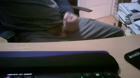 Snapshot of sullaspqr chatting on 12-05-24, 06:32 Wight online show from 12-05-24, 06:32