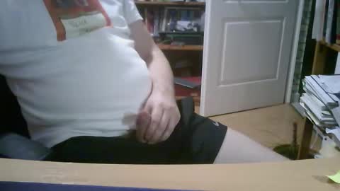 Snapshot of sullaspqr chatting on 12-07-24, 02:57 Wight online show from 12-07-24, 02:57