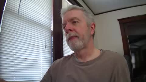 Snapshot of sultan_3225 chatting on 04-10-26, 03:39 The Sultan online show from 04-10-26, 03:39