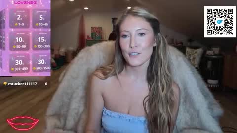 Snapshot of sultrysnow69 chatting on 10-10-25, 05:56 SultrySnow online show from 10-10-25, 05:56