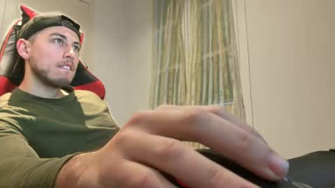 Snapshot of sumerlake chatting on 12-17-25, 12:55 youngmanstrips online show from 12-17-25, 12:55