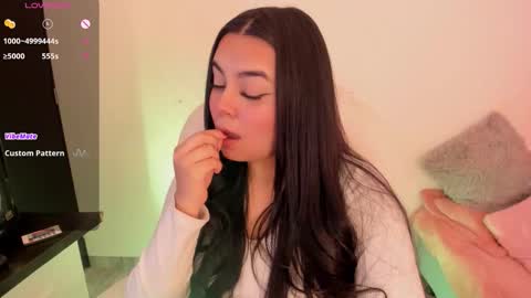 Snapshot of sumersunsett chatting on 02-04-26, 08:58 sumersunsett online show from 02-04-26, 08:58