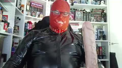 Snapshot of sumisolatex chatting on 07-12-26, 07:54 Sumisolatex online show from 07-12-26, 07:54