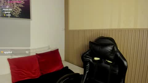 Summer online show from 03-06-26, 11:28