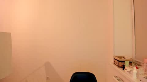 Summer Preston online show from 03-12-25, 07:59