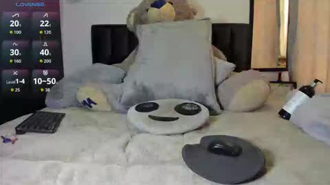 Snapshot of summer_romance chatting on 02-20-26, 07:58 Andres-tattoos Derek Hairy online show from 02-20-26, 07:58