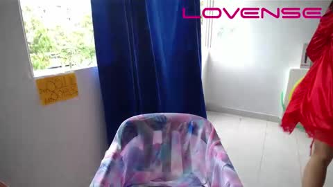 Snapshot of sun1moon6 chatting on 02-14-26, 06:26 moon1 online show from 02-14-26, 06:26