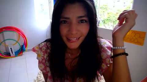 Snapshot of sun1moon6 chatting on 02-20-26, 10:43 moon1 online show from 02-20-26, 10:43