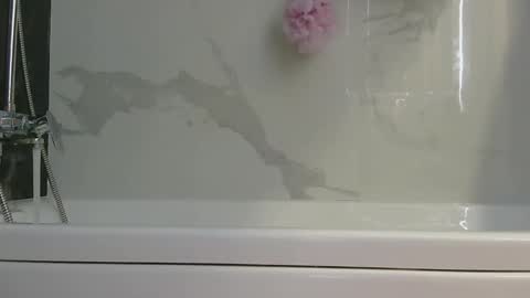 Olivia online show from 02-08-26, 06:44