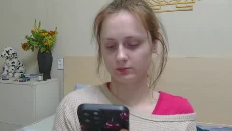 Olivia online show from 04-07-26, 06:19