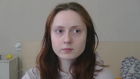 Snapshot of sun_sparkle chatting on 06-07-26, 09:35 Olivia online show from 06-07-26, 09:35