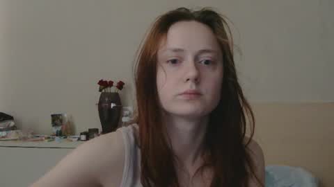Snapshot of sun_sparkle chatting on 06-17-26, 09:12 Olivia online show from 06-17-26, 09:12