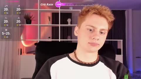 Snapshot of sunburn_boy chatting on 06-11-26, 06:28 Emilio online show from 06-11-26, 06:28