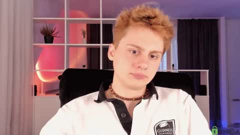 Snapshot of sunburn_boy chatting on 06-24-26, 05:01 Emilio online show from 06-24-26, 05:01