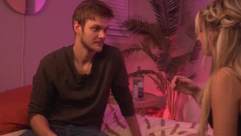 Snapshot of sunfeather chatting on 01-23-25, 02:02 Blaire Axel online show from 01-23-25, 02:02