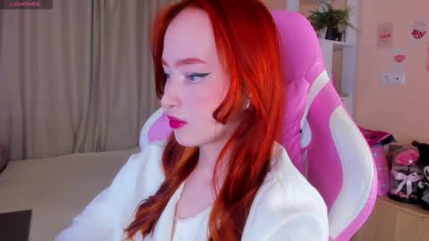 Snapshot of sunflare_ chatting on 12-14-25, 04:34 sunflare_ online show from 12-14-25, 04:34