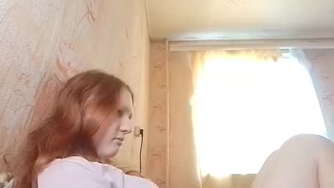 Snapshot of sungpiggott chatting on 06-16-26, 11:46 sungpiggott online show from 06-16-26, 11:46