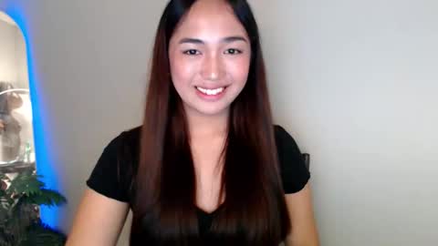 Snapshot of sunkist_mwhh chatting on 12-16-25, 04:23 harley online show from 12-16-25, 04:23