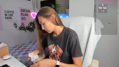 Sofia online show from 09-25-25, 11:25