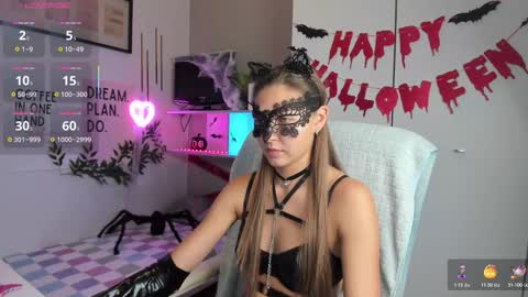 Sofia online show from 10-31-25, 09:49