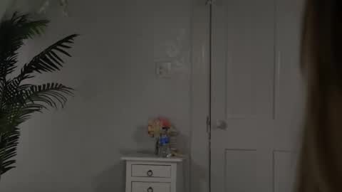 sunluscious online show from 01-11-26, 02:11