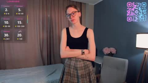 Kiki online show from 04-11-26, 01:10