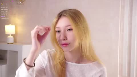 Lily online show from 05-31-26, 02:35