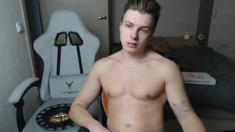 Alice and Sergey online show from 02-14-25, 02:33