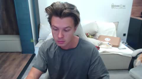 Alice and Sergey online show from 10-02-25, 08:21