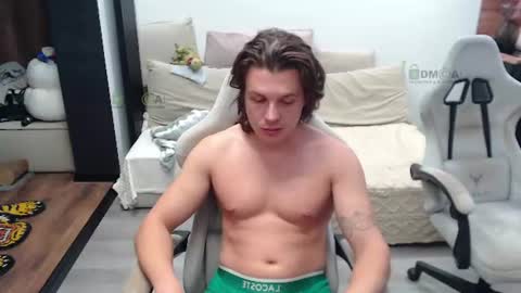 Snapshot of sunny1girl chatting on 07-10-26, 10:56 Alice and Sergey online show from 07-10-26, 10:56