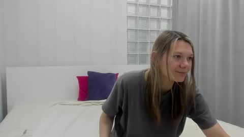 Snapshot of sunny__sammy chatting on 09-13-25, 08:14 Sammy online show from 09-13-25, 08:14