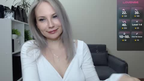 Naomi online show from 12-28-24, 06:08