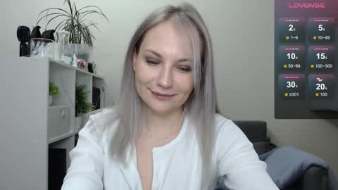 Naomi online show from 01-07-25, 08:42