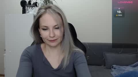 Naomi online show from 01-09-25, 03:12